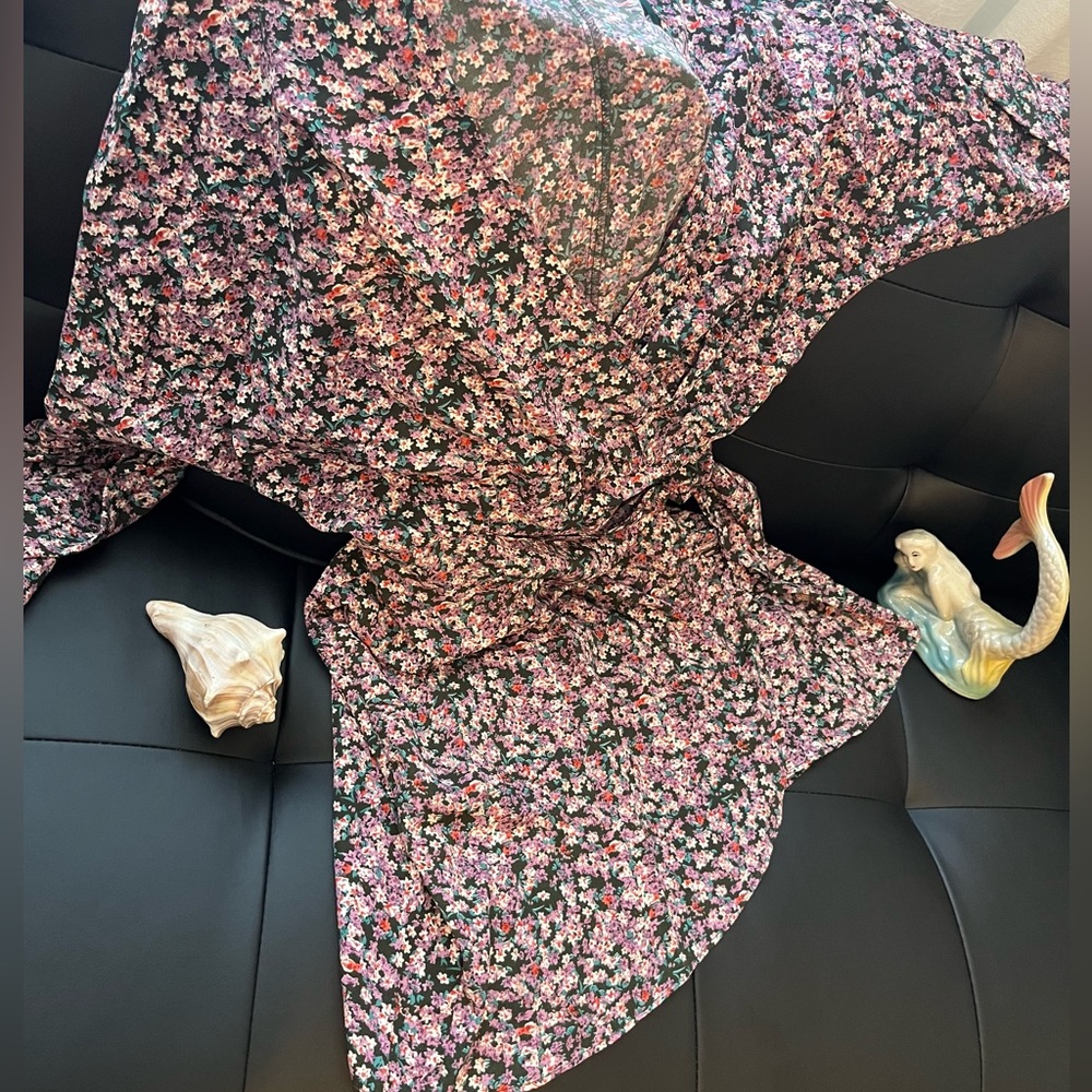 Floral mock wrap mini dress. New with tags.